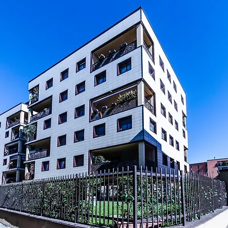 Bocconi * Milão